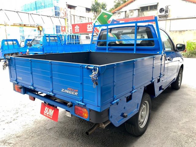 里程少僅20公里. 原廠保固. 長車頭更安全. 先進防護科技. 雙安全氣囊. 轎式座艙更舒適. 可貸款  第5張相片