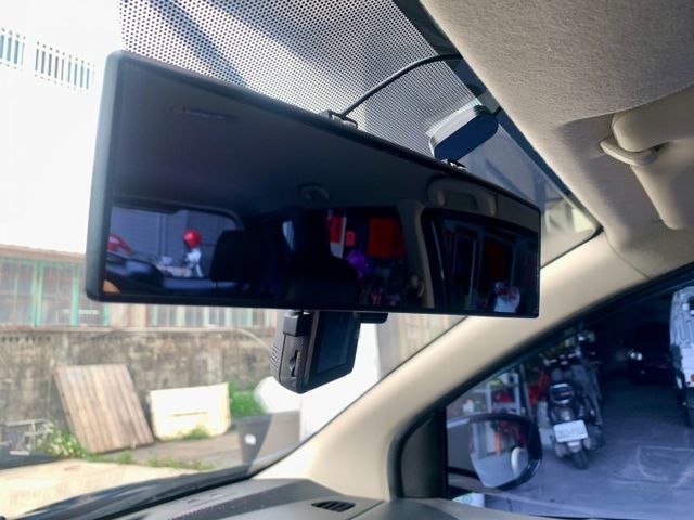 倒車顯影/雷達. 前車距雷達. 安全氣囊. 多媒體液晶螢幕. 導航系統. 可貸款  第15張相片