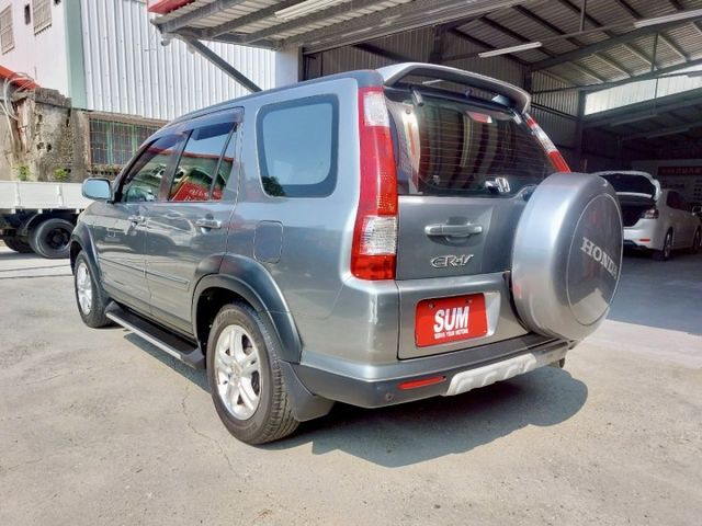 里程少 僅6.8萬公里. 倒車雷達. 安全氣囊. 車廂寬敞舒適 . 座椅可分離傾倒 空間加大. 可貸款  第4張相片
