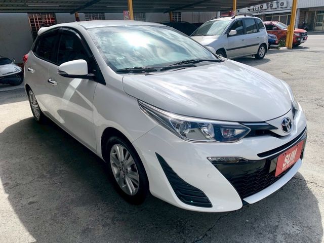 雙安全氣囊. 前車距雷達. 倒車雷達. 液晶螢幕. 循跡防滑. 可貸款  第2張相片