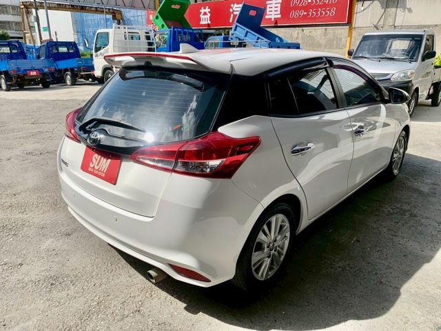 雙安全氣囊. 前車距雷達. 倒車雷達. 液晶螢幕. 循跡防滑. 可貸款  第6張相片