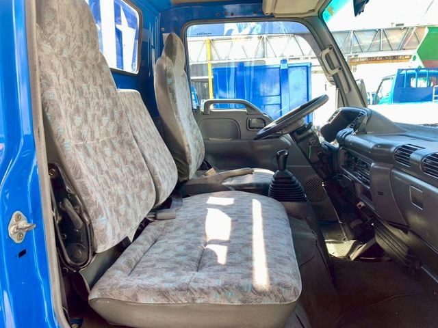 電動升降尾門. 13尺長車斗. 電動窗. 冷氣. 可貸款  第9張相片