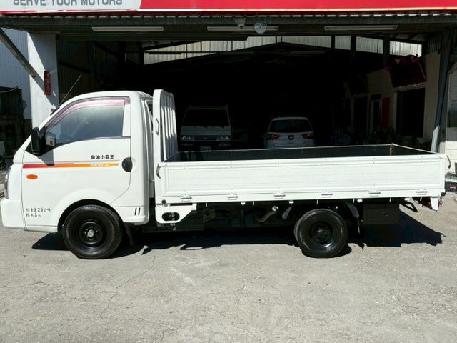 柴油小霸王. 有力耐操. 單箱設計. 貨斗空間更大  第5張相片