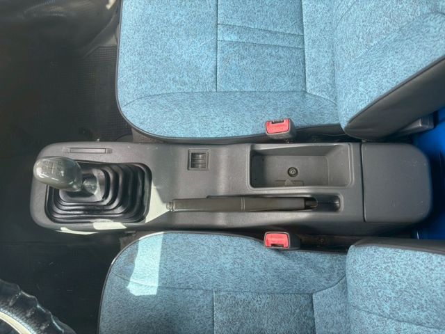 低里程. 好操控. 輪胎花紋近全新.  第14張相片