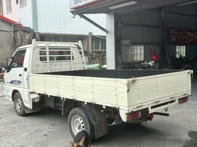 2.4L. 耐操好用. 工程工作好夥伴.  第5張相片