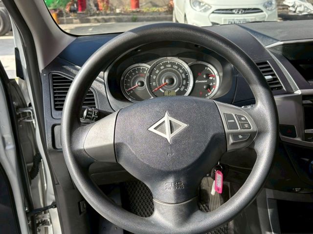 車內空間大. 載人載貨兩相宜.  第6張相片