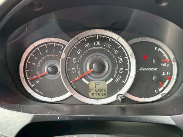 車內空間大. 載人載貨兩相宜.  第11張相片