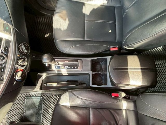 車內空間大. 載人載貨兩相宜.  第15張相片