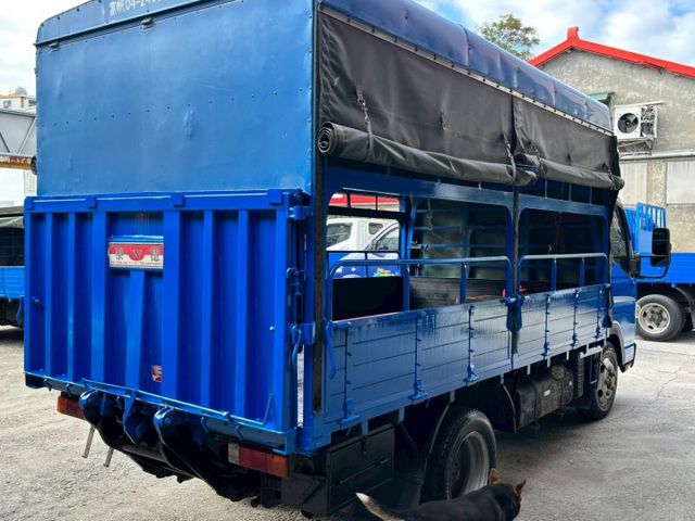 護欄式貨斗. 電動尾門. 五期環保  第6張相片