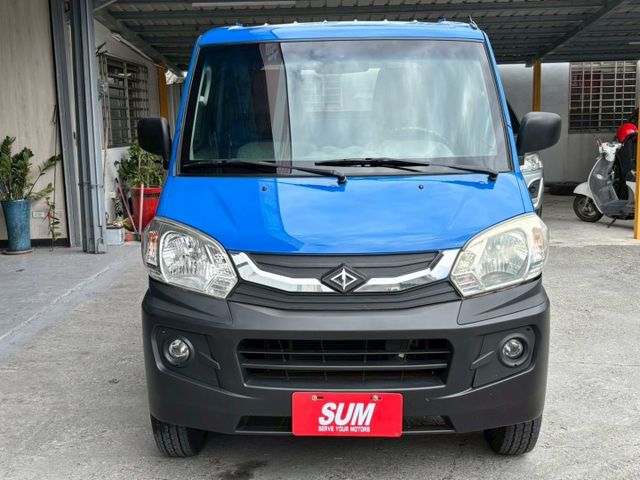 霧燈. 冷氣. 四輪傳動.  第2張相片