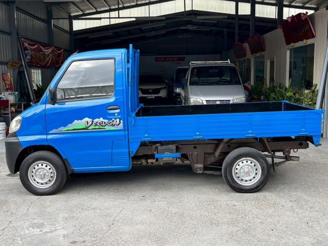 霧燈. 冷氣. 四輪傳動.  第3張相片