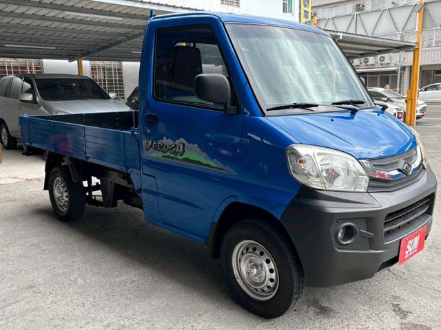 霧燈. 冷氣. 四輪傳動.  第7張相片