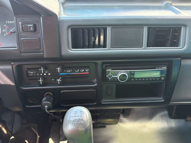里程少. 護欄式帆布. 車況優良. 實車實價. 現車在場.  第8張相片