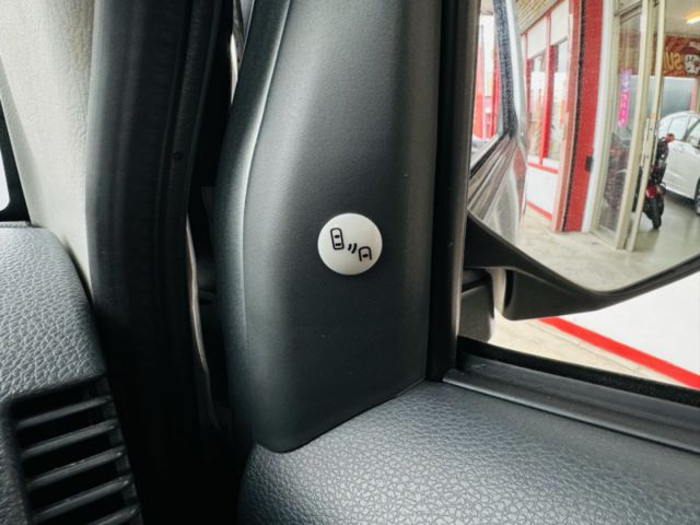 自排！5人座！原廠保養！定速 盲點 雙安 行車紀錄器 倒車影像！可全貸！售後原廠保固！大甲在地深耕28年老店！  第16張相片
