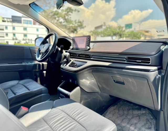 末代大改款！原廠保養！ACC跟車 電動側滑門 CarPlay 車道維持 LED頭燈！原鈑件！可全貸！大甲在地30年老店！  第7張相片