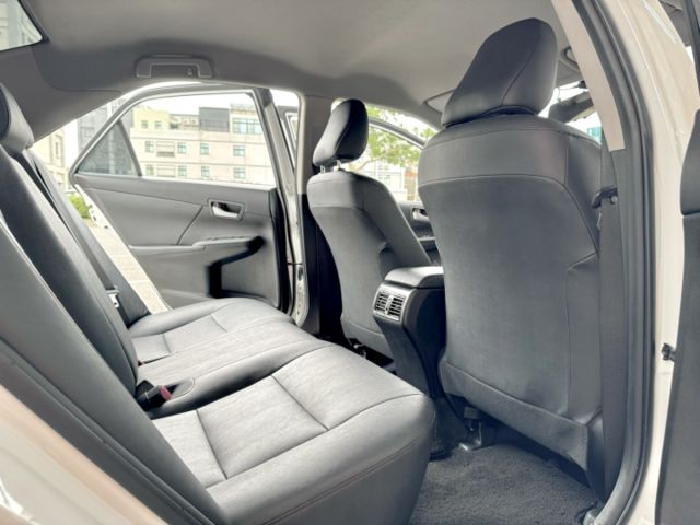 一手車！省油！大空間！無線CarPlay 倒車影像 衛星導航 數位電視 藍芽！原鈑件！可全貸！台中在地深耕30年老店！  第9張相片