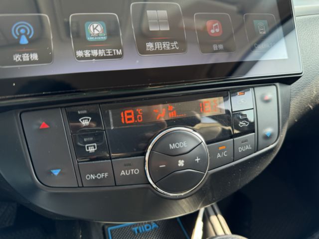 一手車！SR特式版！I-KEY 恆溫 AppleCarPlay 倒車顯影 抬頭顯示！原廠空力套件！原鈑件！  第14張相片