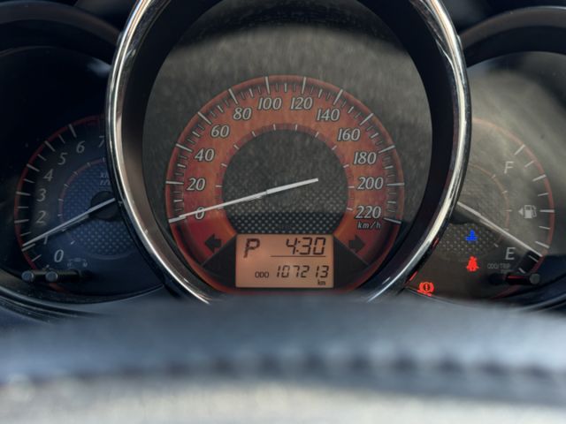 一手車！16年式！大鴨！代步神車！倒車顯影 雙安全氣囊 AppleCarPlay 衛星導航！可全貸！台中在地30年老店！  第4張相片