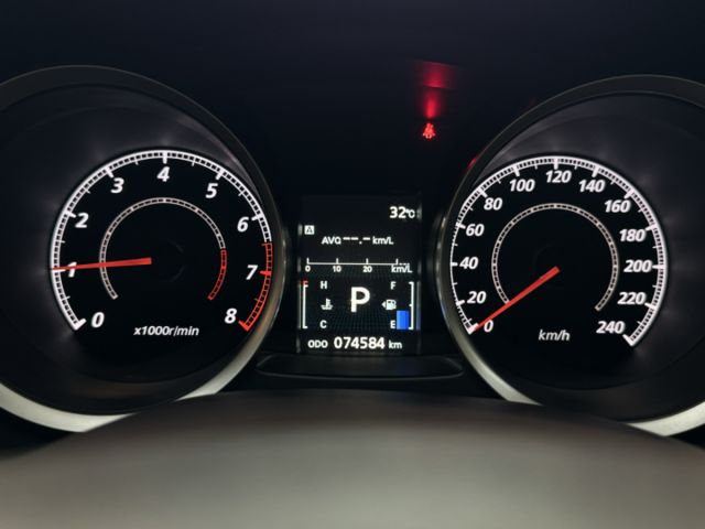 一手車！里程僅跑7萬！原廠保養！定速！I-KEY！無線AppleCarPlay！倒車顯影 四輪新胎 抬頭顯示！原鈑件！  第5張相片