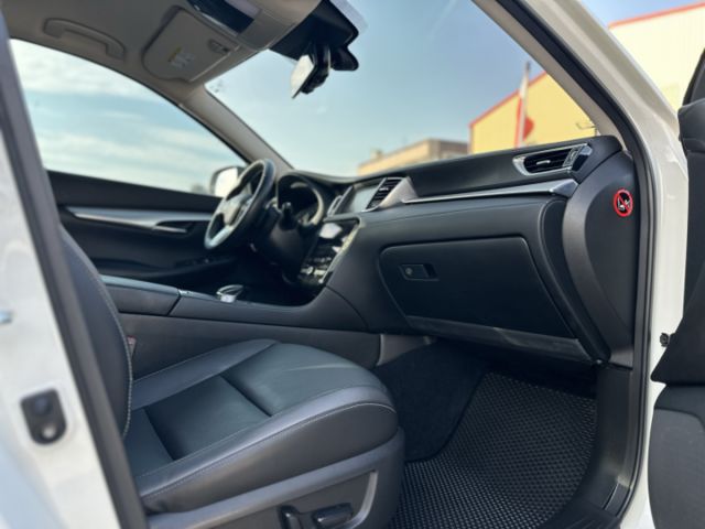 風尚版！一手車！原廠保養！ACC跟車 360環景 抬頭顯示 CarPlay 盲點 電尾門！原鈑件！可全貸！售後全省保固！  第15張相片