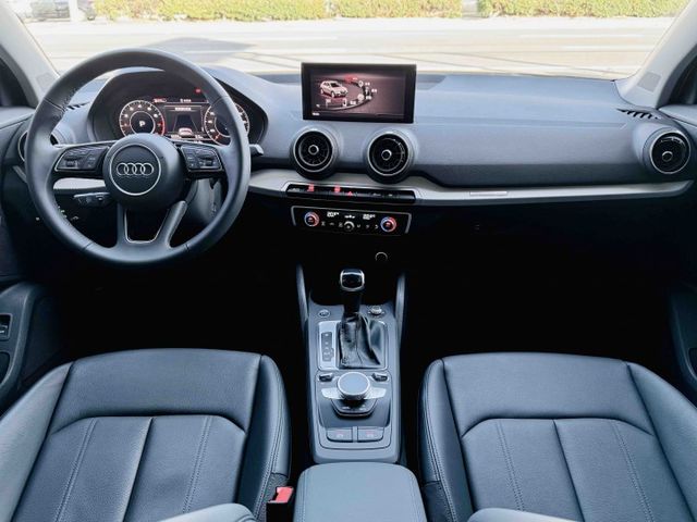 里程僅〖6300〗公里！原廠保固2029年！小改款！豪華版！ACC！車道維持！CarPlay！數位儀表！盲點！電尾門！  第7張相片