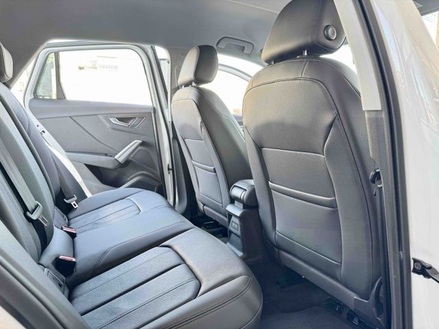 里程僅〖6300〗公里！原廠保固2029年！小改款！豪華版！ACC！車道維持！CarPlay！數位儀表！盲點！電尾門！  第11張相片