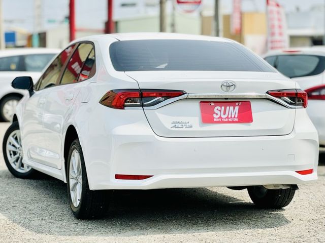 里程僅〖1.6萬〗公里！小改款！原廠保固至2028年！車道維持！iKEY摸門！廣角倒車顯影！盲點偵測！無線CarPlay  第3張相片