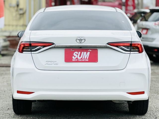 里程僅〖1.6萬〗公里！小改款！原廠保固至2028年！車道維持！iKEY摸門！廣角倒車顯影！盲點偵測！無線CarPlay  第19張相片