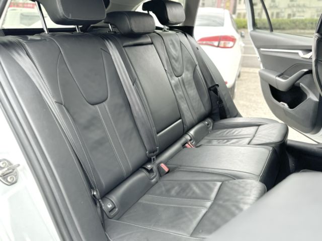 旅行車！大改款！1.0T省油省稅！原廠保養！全速域跟車！CarPlay！電尾門！抬顯！原鈑件！可全貸！台中在地30年！  第9張相片