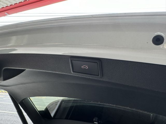 旅行車！大改款！1.0T省油省稅！原廠保養！全速域跟車！CarPlay！電尾門！抬顯！原鈑件！可全貸！台中在地30年！  第15張相片