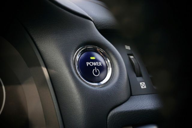 2018年式！末代改款！ACC跟車！摸門！車道偏移！10安！雙電動加熱椅！原鈑件！可全貸！台中在地深耕30年老店！  第15張相片