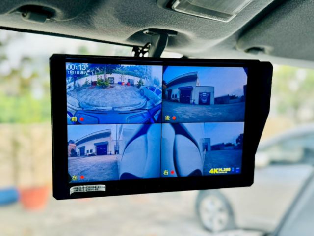 電動升降歐翼！廂內不銹鋼工作櫃！四錄環景行車記錄器！低里程！僅跑9.9萬！輕鬆創業！台中在地深耕30年老店！  第10張相片