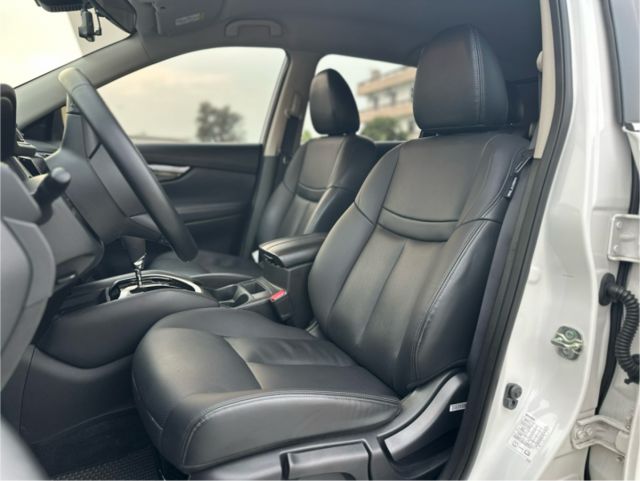 智行版！ACC跟車！LED頭燈！360環景！盲點！CarPlay！免鑰匙！雙區恆溫！原鈑件！可全貸！台中在地30年老店！  第5張相片