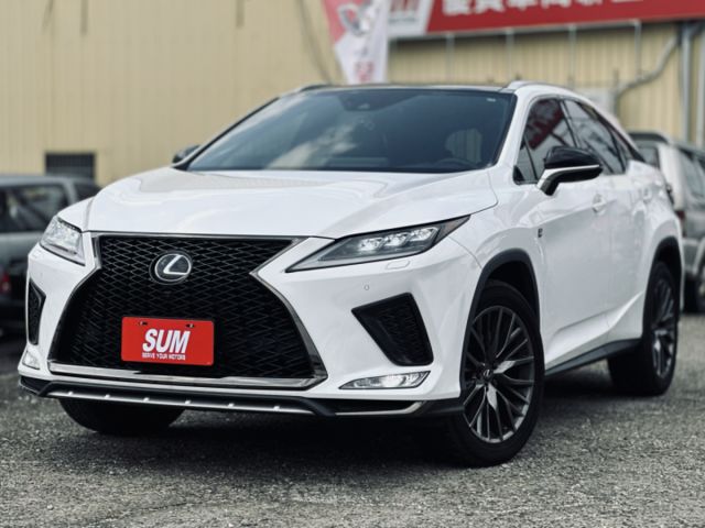 F-Sport！ACC跟車！環景！腳踢尾門！ML音響！CarPlay！通風椅！盲點！抬顯！全景天窗！原鈑件！全省保固！  第17張相片
