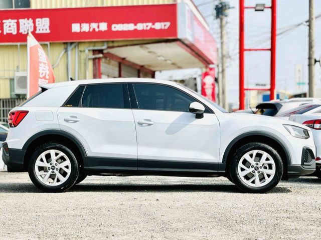 里程僅〖6300〗公里！原廠保固2029年！小改款！豪華版！ACC！車道維持！CarPlay！數位儀表！盲點！電尾門！  第2張相片
