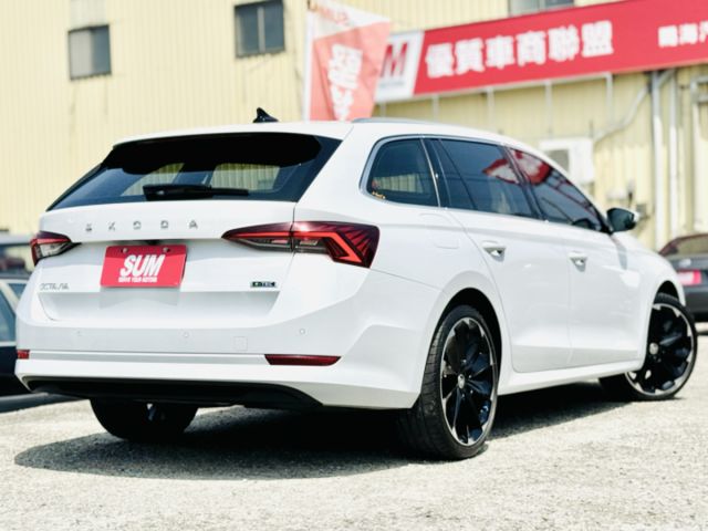 旅行車！大改款！1.0T省油省稅！原廠保養！全速域跟車！CarPlay！電尾門！抬顯！原鈑件！可全貸！台中在地30年！  第20張相片