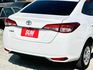 里程僅〖3800〗公里！經典版！CarPlay！電折後視鏡！原廠保固至2028年！倒車顯影！原鈑件！台中在地深耕30年！  第16張縮圖