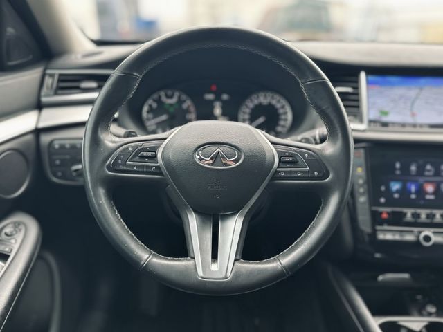 2.0渦輪！風尚版！一手車！原廠保養！ACC跟車！盲點！電尾門！抬顯！三區恆溫！撥片！雙前電動椅！導航藍芽！全省保固！  第7張相片