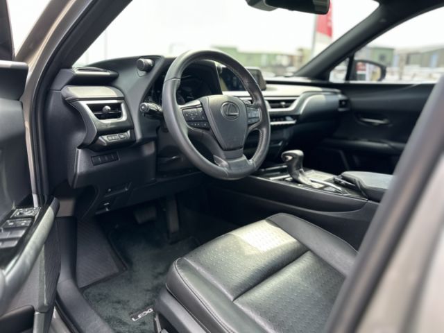 菁英PLUS！原廠保養！全速域跟車！摸門解鎖！盲點！升級無線CarPlay！雙前電熱椅！原鈑件！可全貸！台中在地30年！  第4張相片