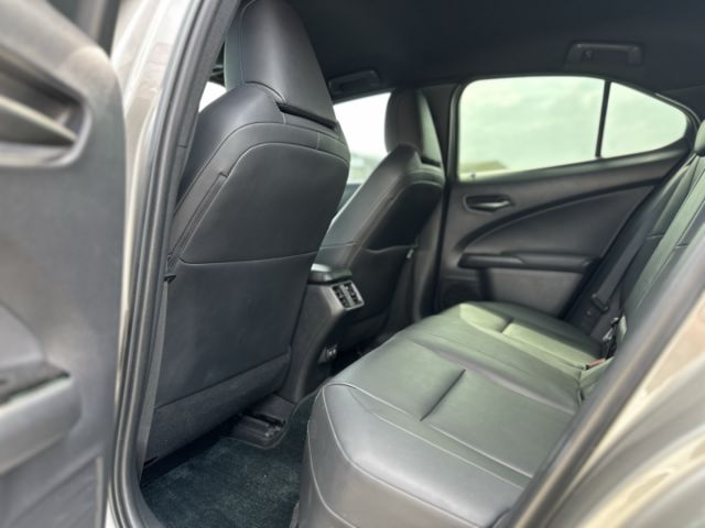 菁英PLUS！原廠保養！全速域跟車！摸門解鎖！盲點！升級無線CarPlay！雙前電熱椅！原鈑件！可全貸！台中在地30年！  第9張相片