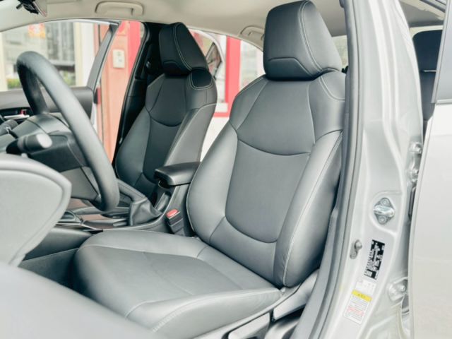 僅跑2萬！新車保固！ACC跟車！無線CarPlay！9氣囊！車道維持！導航藍牙！原鈑件！可全貸！台中在地深耕30年老店！  第3張相片