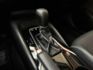 僅跑2萬！新車保固！ACC跟車！無線CarPlay！9氣囊！車道維持！導航藍牙！原鈑件！可全貸！台中在地深耕30年老店！  第18張縮圖