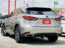 F-Sport！原廠保養！ACC跟車！環景！腳踢尾門！ML音響！CarPlay！通風椅！盲點！抬顯！全景天窗！原鈑件！  第2張縮圖