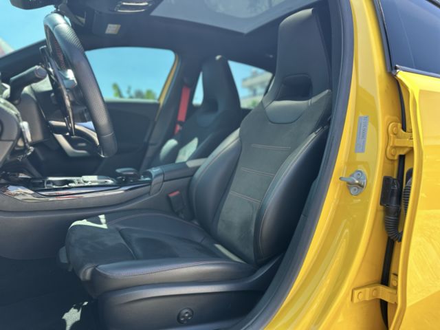 AMG A35！一手車！僅跑4萬！23P智慧駕駛！選配夜色套件！環景！氣氛燈！CarPlay！AMG排氣閥門！可全貸！  第5張相片