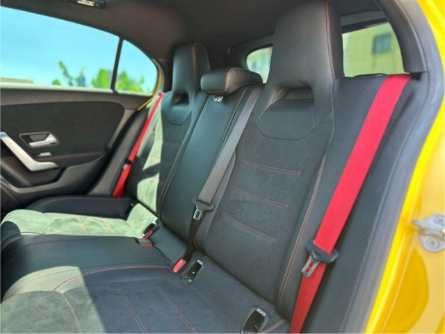AMG A35！一手車！僅跑4萬！23P智慧駕駛！選配夜色套件！環景！氣氛燈！CarPlay！AMG排氣閥門！可全貸！  第9張相片