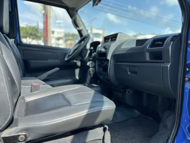 自排！僅跑8萬！原廠保養！伸縮帆布！定速！前後紀錄器！原鈑件！可全貸！全省保固！台中在地深耕30年老店！  第7張相片