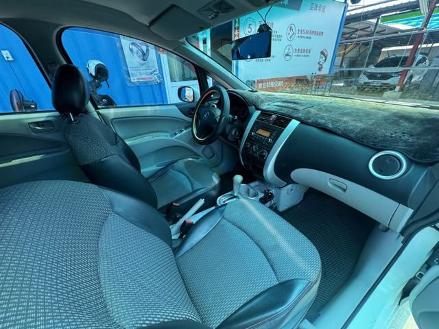 車況佳,省油,小車大空間,行車記錄器,原版件,認證車,可全額貸.  第9張相片