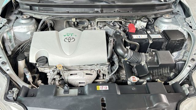 代步小鴨 認證漂亮車 好開好養妥善率佳 車況維護漂亮 全車原鈑件  第6張相片