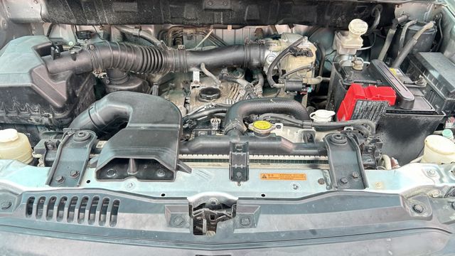 僅跑3萬，多用途休旅廂車！載貨商務全通用 超殺價!!  第5張相片