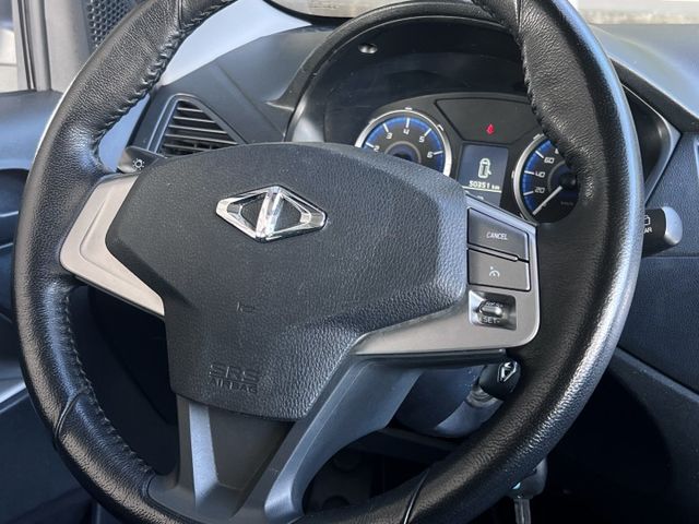 高階精緻型＊低里程＊原版件認證車＊定速＊後座空調＊自動頭燈＊自動收折後視鏡＊可改貨車牌＊可全額貸款可換車＊  第15張相片